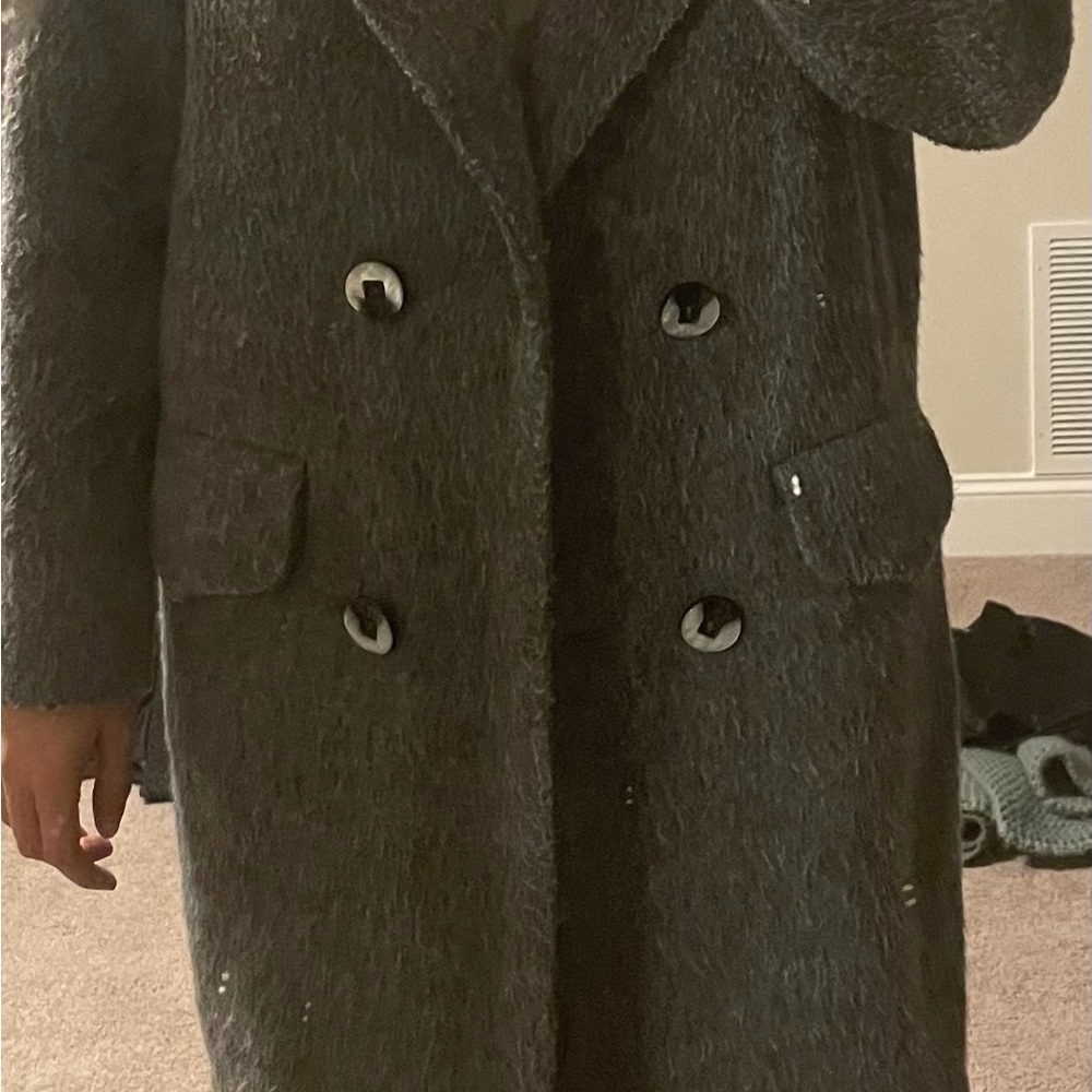 Gray coat - Picture 2 of 3